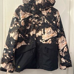 Quiksilver Black and Orange Camouflage Snowboard Jacket Boys Youth XL